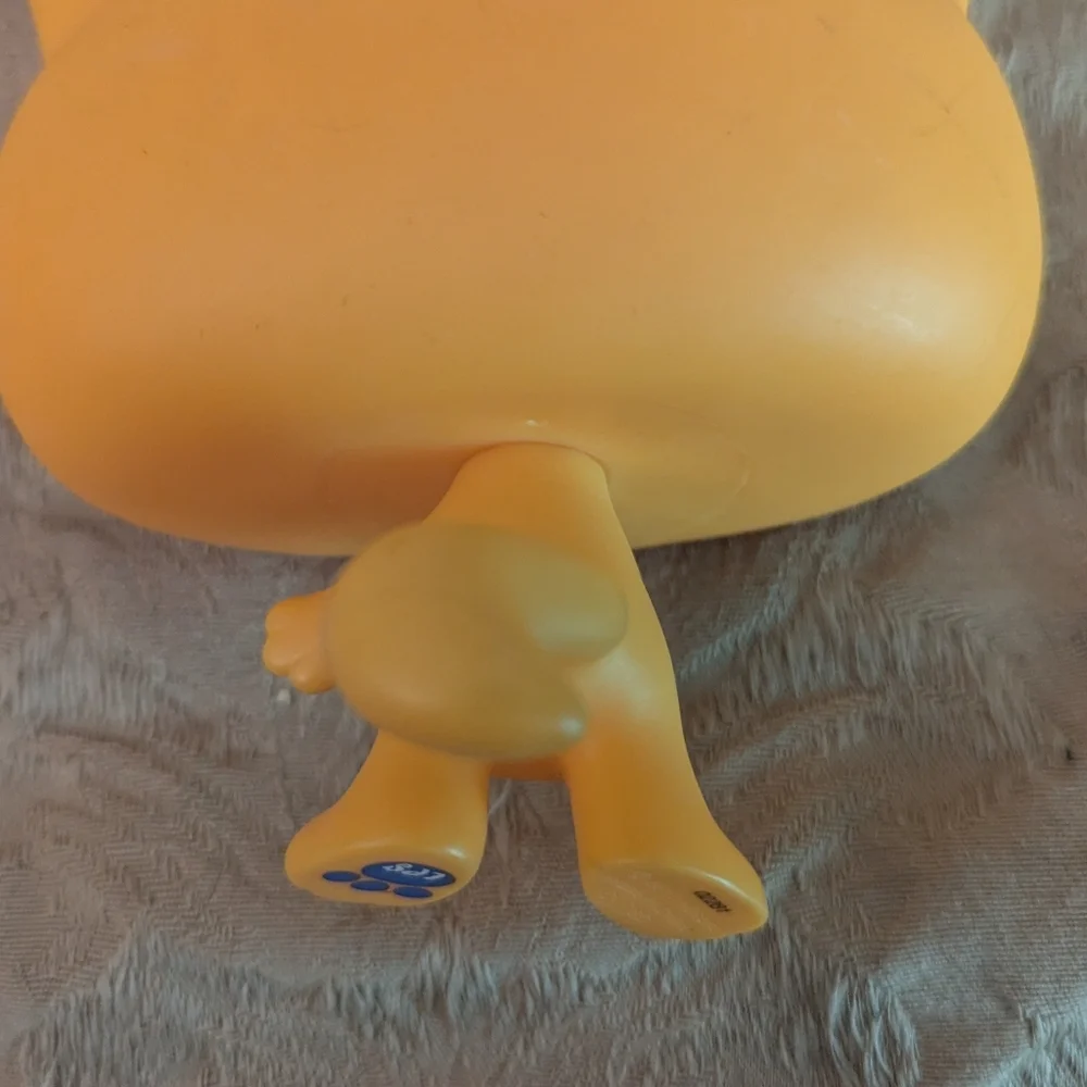 Hasbro Littlest Pet Shop Jumbo Orange Shorthair Cat LPSO Figure Purple Eyes - Picture 6 of 7